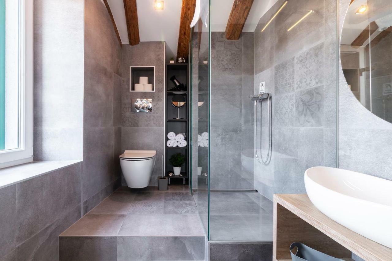 Luxury Apartment Sea View Split Ngoại thất bức ảnh